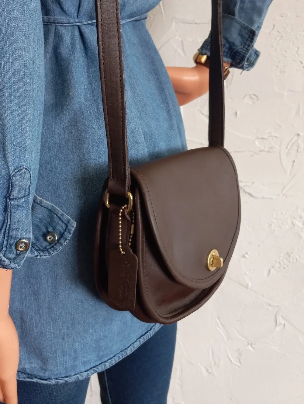 Coach Watson 1997 Classics Collection, #9981 Mahogany Brown Crossbody